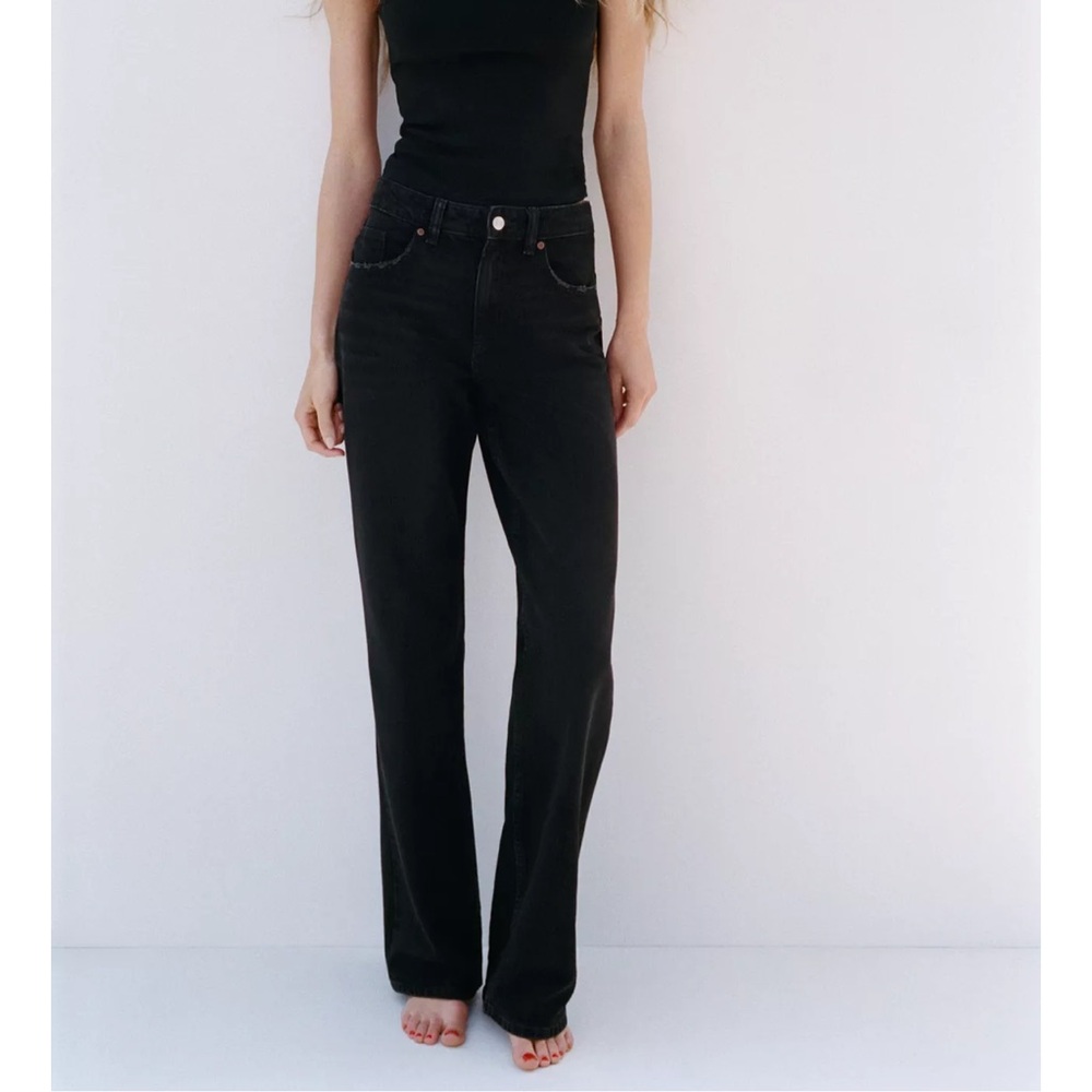 Zara Women's Black Flare Jeans - Picture 2 of 8